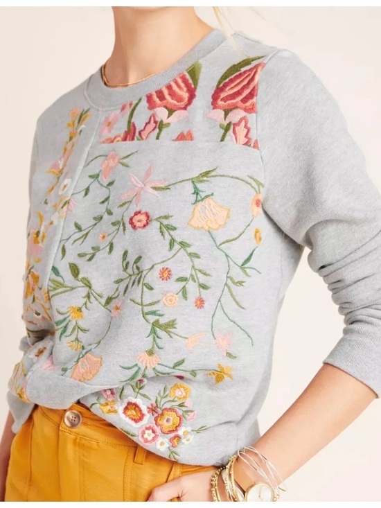 Anthropologie Sweaters - MAEVE Anthropologie Marcie Embroidered Floral Crewneck Sweater - Light Gray M